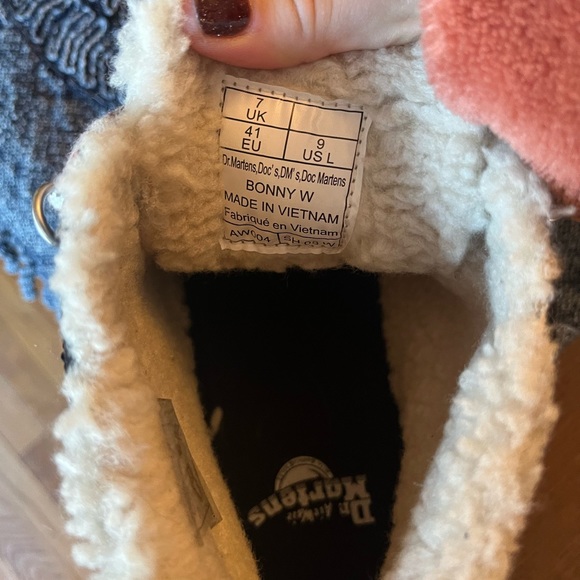 Doc dr martens Bonny faux sherling lined boots (worn once) - Picture 7 of 7